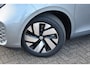 Volkswagen ID. Buzz Pro Bulli Limited Edition 86 kWh LWB 7p. | TREKHAAK | NAVIGATIE | PANORAMADAK | STUUR + STOELVERW. | LED | 19 INCH