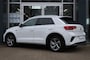 Volkswagen T-Roc 1.5 TSI 150PK R-LINE, Apple Carplay/ Android Auto, All Season Banden, etc.