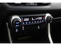 Toyota RAV4 2.5 Hybrid AWD Bi-Tone | Leder | Stoel en stuurverwarming | Trekhaak | 1650 kg trekgewicht |