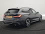 BMW 3-Serie Touring 330e M Sport PHEV 293pk Dealer O.H. | Trekhaak Af Fabriek | Head Up | Adaptive Cruise | Laser LED | Harman / Kardon | Camera | Adaptief Onderstel | Alcantara Sportstoelen Verwarmd | Keyless | Blis | Sfeerverlichting | Dravitgrau metallic | Plug In Hybrid