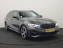 BMW 3-Serie Touring 330e M Sport PHEV 293pk Dealer O.H. | Trekhaak Af Fabriek | Head Up | Adaptive Cruise | Laser LED | Harman / Kardon | Camera | Adaptief Onderstel | Alcantara Sportstoelen Verwarmd | Keyless | Blis | Sfeerverlichting | Dravitgrau metallic | Plug In Hybrid