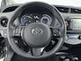 Toyota Yaris 1.5 Hybrid Dynamic | LM velgen | navigatie | getinten achter ramen |