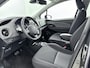 Toyota Yaris 1.5 Hybrid Dynamic | LM velgen | navigatie | getinten achter ramen |