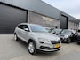 Skoda Karoq 1.5 TSI ACT Business Edition Plus | 1E EIGENAAR | 12MND GARANTIE | AUTOMAAT | LED | SFEERLICHT | TREKHAAK |