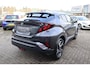 Toyota C-HR / C-HR+ 1.8 HYBRID STYLE STOELVERW. BLIND-SPOT NAVI AD-CRUISE HALFLEDER 18"LM-VELGEN+ALL-SEASON PARK-SENSOREN