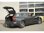 Volvo V60 2.0 T4 191PK! Automaat Momentum Pro BJ2019 Lmv 18" | Led V+A | Pdc | Elek. trekhaak | Elek. achterklep | Navi | Virtual cockpit | Climate control | Cruise control | Verwarmde voorstoelen | Getint glas