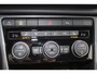 Volkswagen T-Roc 1.5 TSI 150pk R-Line DSG Automaat / Navigatie / LM 18 inch / LED / Parkeersensoren / Camera / Beats / Elektr klep