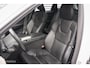 Volvo XC60 2.0 Recharge T6 AWD Inscription | LED | Pano | Camera | Trekhaak | Stoel en stuurwielverw. | Memory | Harman Kardon |