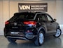 Volkswagen T-Roc Style 116pk Navi Carplay Trekhaak Stoelverw 16''