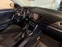 Volkswagen T-Roc Style 116pk Navi Carplay Trekhaak Stoelverw 16''