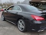 Mercedes-Benz CLA 180 122pk Automaat AMG Upgrade Edition | Navi | Apple Carplay+Android Auto | Airco | Cruise | Leder+Alcantara+Stoelverwarming | Licht+Regensensor | Pdc V+A+Assist+Camera | 18''lm