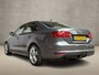 Volkswagen Jetta 1.2 TSI Comfortline (SCHERM, CLIMATE, LM VELGEN, SPORTSTOELEN, CRUISE, TREKHAAK, NIEUWE APK, NIEUWSTAAT)