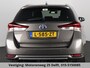 Toyota Auris Touring Sports 1.8 DYNAMIC NAVI DEALERAUTO GARANTIE 5-2028* CAMERA . TREKHAAK. KEYLESS START/STOP . CRUISE CONTROL