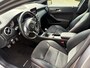 Mercedes-Benz A-klasse 180 Ambition / AMG / Cruise Controle / Airco / Stoelverwarming / Navigatie