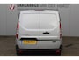 Ford Transit Connect 1.5-120pk EcoBlue L2 Trend / 8traps-AUTOMAAT ! Erg nette Ford Transit Connect, laadruimte v.v. van een praktisch inbouw. Autm. airco dual, 3-zits, metallic lak, pdc v+a, Apple carplay, schuifdeur li+re, navigatie, cruise cntrl, stoelverwarming, camera etc.