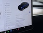 Tesla Model Y RWD 300pk Trekhaak SOH 92% Warmtepomp LFP-Accu Leer Lmv Camera's Panoramadak Adap.Cruise Navi Ecc Autopilot Stoel+Stuur+Achterbank Verwarming Elek.Achterklep Dodehoek detector Draadloze telefoonlader 1e Eigenaar 1.600KG Trekgewicht Fabrieksgarantie op Motor en Accu tot 22-04-2032/160.000km