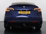 Tesla Model Y RWD 300pk Trekhaak SOH 92% Warmtepomp LFP-Accu Leer Lmv Camera's Panoramadak Adap.Cruise Navi Ecc Autopilot Stoel+Stuur+Achterbank Verwarming Elek.Achterklep Dodehoek detector Draadloze telefoonlader 1e Eigenaar 1.600KG Trekgewicht Fabrieksgarantie op Motor en Accu tot 22-04-2032/160.000km