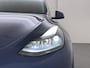 Tesla Model Y RWD 300pk Trekhaak SOH 92% Warmtepomp LFP-Accu Leer Lmv Camera's Panoramadak Adap.Cruise Navi Ecc Autopilot Stoel+Stuur+Achterbank Verwarming Elek.Achterklep Dodehoek detector Draadloze telefoonlader 1e Eigenaar 1.600KG Trekgewicht Fabrieksgarantie op Motor en Accu tot 22-04-2032/160.000km