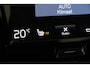 Volvo XC60 D4 R-Design | Panoramadak | Head-Up | harman/kardon | Trekhaak | Stoelverwarming | Camera | 19 Inch