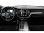 Volvo XC60 D4 R-Design | Panoramadak | Head-Up | harman/kardon | Trekhaak | Stoelverwarming | Camera | 19 Inch