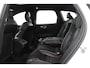 Volvo XC60 D4 R-Design | Panoramadak | Head-Up | harman/kardon | Trekhaak | Stoelverwarming | Camera | 19 Inch