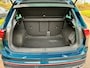 Volkswagen Tiguan 1.5 TSI R-Line / Pano / Clima / Camera /  Elek. Haak / 19 inch