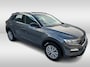 Volkswagen T-Roc 1.5 TSI 150pk Style DSG Automaat Navigatie / Parkeersensoren / Trekhaak / App-connect / Spiegelpakket