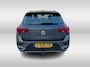 Volkswagen T-Roc 1.5 TSI 150pk Style DSG Automaat Navigatie / Parkeersensoren / Trekhaak / App-connect / Spiegelpakket