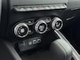 Renault Clio 1.6 E-Tech Full Hybrid 145Pk esprit Alpine | Easy Link 9'3 Navigatie | Draadloze Carplay | Climate Control | Parkeersensoren & 360 Camera | Adaptive Cruise Control | Bose Geluidsysteem | Verwarmbare Voorstoelen & Stuurwiel |