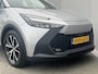 Toyota C-HR / C-HR+ 1.8 Hybrid 140 Dynamic / tot 10 jaar Garantie* / Achteruitrijcamera / Apple Carplay & Android Auto / Navigatie full map / Adaptieve Cruise Control / Climate Control / Keyless Entry & Start / Dodehoek Detectie /  All Season Banden
