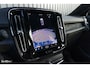 Volvo XC40 Recharge Plus 70 kWh | Zwenkbare trekhaak | Adaptieve cruise | Blis | 19 Inch | Full LED |