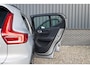 Volvo XC40 Recharge Plus 70 kWh | Zwenkbare trekhaak | Adaptieve cruise | Blis | 19 Inch | Full LED |