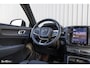 Volvo XC40 Recharge Plus 70 kWh | Zwenkbare trekhaak | Adaptieve cruise | Blis | 19 Inch | Full LED |