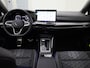 Volkswagen Golf 1.5eTSI/150PK R-Line DSG · Panoramadak · Camera + Parkeersensoren · Apple/Android Car Play · Garantie t/m 04-06-2030 of 100000km.