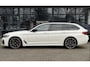BMW 5-Serie Touring 520i High Executive Edition | Automaat | M-Sport | Panoramadak | Head-Up| Laserlight