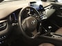 Toyota C-HR / C-HR+ 1.2 Executive - ORIGINEEL NEDERLANDSE AUTO - NAVIGATIE - ADAPTIEVE CRUISE CONTROL - STOELVERWARMING VOORZIJDE - CLIMATE CONTROL - EXTRA GETINT GLAS - PARKEERSENSOREN VOOR + ACHTER - ELEKTRISCHE RAMEN/SPIEGELS - KEYLESS ENTRY