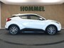 Toyota C-HR / C-HR+ 1.2 Dynamic - ORIGINEEL NEDERLANDSE AUTO - AUTOMATISCHE AIRCO - CRUISE CONTROL - KEYLESS ENTRY & START - LICHTMETALEN VELGEN - AFNEEMBARE TREKHAAK (1.300KG GEREMD) - MULTIMEDIAVOORBEREIDING