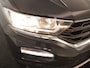 Volkswagen T-Roc 1.0 TSI T-Roc 110pk 6bak| airco| LM-velgen| Parksensors|