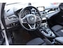 BMW 2-Serie Active Tourer 218i Executive Climate control, Cruise control, Navigatie, Elektrische ramen, Lichtmetalen wielen