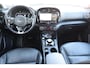 Kia e-Soul ExecutiveLine 64 kWh Navigatie, Cruise control, Camera, Voor- en achter stoelverwarming, Climate control, Trekhaak