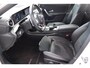 Mercedes-Benz A-klasse 180 Business Solution AMG Virtual Cockpit | Navigatie | Camera | Stoelverwarming | Apple Carplay