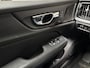 Volvo V60 2.0 T8 Twin Engine AWD Inscription 391Pk Automaat (PANORAMADAK, APPLE CARPLAY, HARMAN/KARDON, MEMORY SEATS, LEDER, STOELVERWARMING, CAMERA, ZWART HEMEL, NIEUWE APK, NIEUWSTAAT)