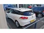 Renault Clio Estate 0.9 TCe Zen | Navi | Cruise Control | Airco | LMV | DAB | Privacy Glass |