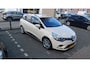 Renault Clio Estate 0.9 TCe Zen | Navi | Cruise Control | Airco | LMV | DAB | Privacy Glass |