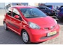 Toyota Aygo 1.0-12V + Elektrische ramen, Radio cd speler, APK tot 31-10-2026