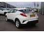 Toyota C-HR / C-HR+ 1.8 HYBRID DYNAMIC AFN-TREKHAAK KEYLESS CLIMA AD-CRUISE 17"LM-VELGEN GROOTLICHT-ASSISTENT
