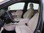 Mercedes-Benz B-klasse 200 Luxury-Line / Memory-Stoelen / Rij-Assistentie / 360Graden-Camera /