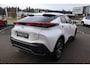 Toyota C-HR / C-HR+ 1.8 HYBRID 140 FIRST-EDITION STOEL/STUURVERW. P-SENSOREN EL-ACHTERKLEP DODEHOEK ANDROID/APPLE