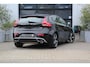 Volvo V40 1.5 T2 R-Design Automaat - LEDER/ALCANTARA - LED - NAVI - PDC + CAMERA - PRACHTIGE CONDITIE!