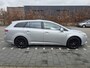 Toyota Avensis Wagon 1.8 VVTi Business airco, cruise control, navigatie, trekhaak